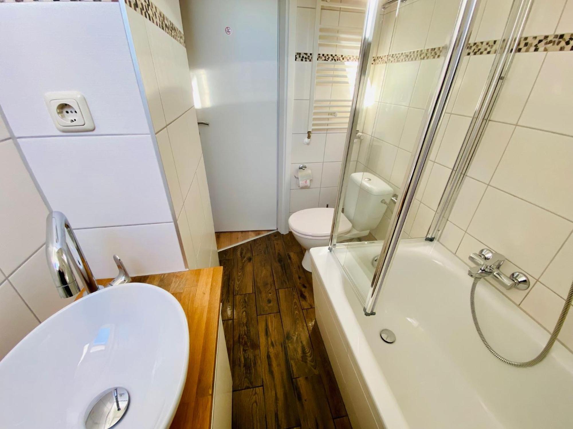 Apartment Schleusentor - Ferienwohnung Maisonette روستوك المظهر الخارجي الصورة